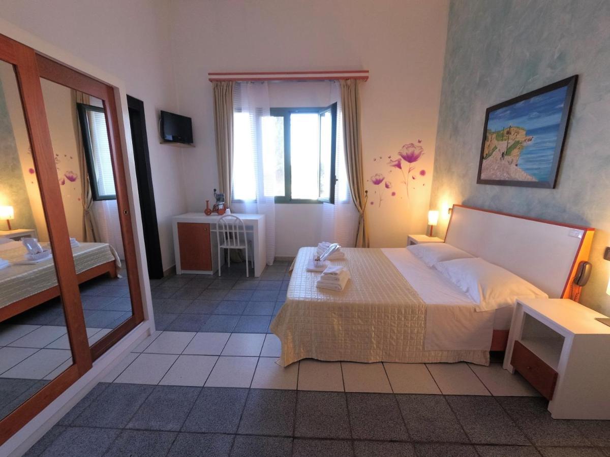 Hotel Alba Chiara Sant'Andrea Salento Zewnętrze zdjęcie