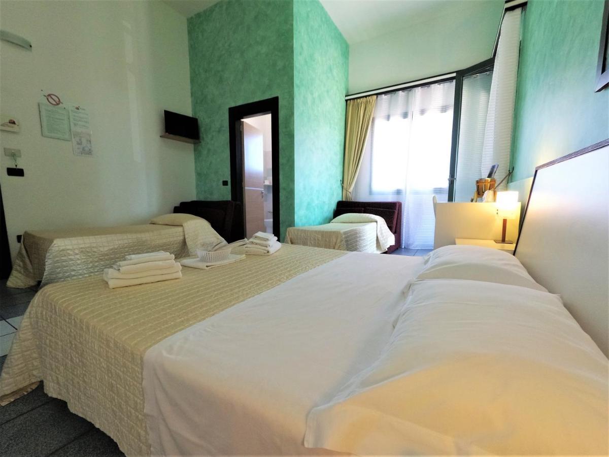 Hotel Alba Chiara Sant'Andrea Salento Zewnętrze zdjęcie