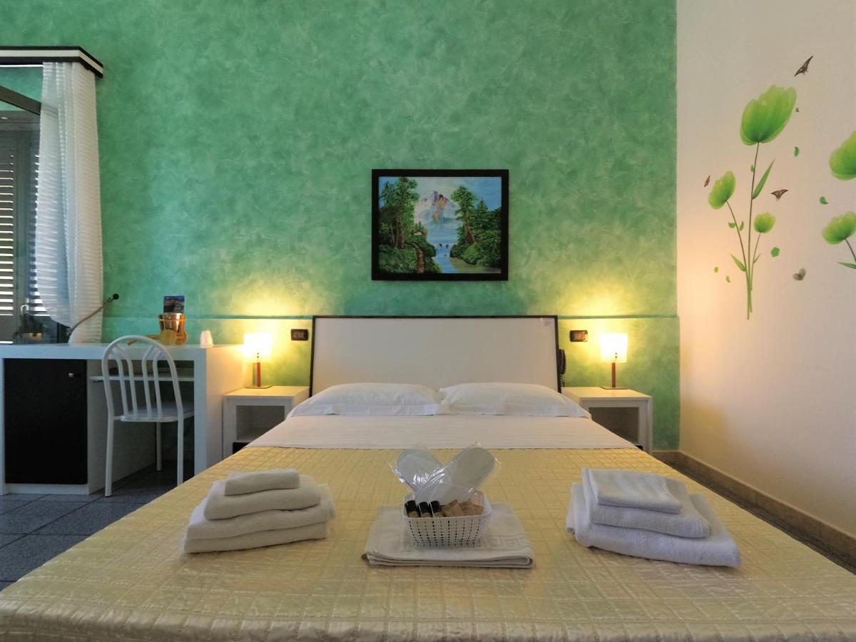 Hotel Alba Chiara Sant'Andrea Salento Zewnętrze zdjęcie