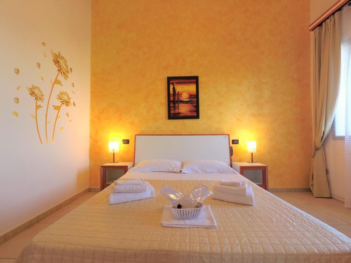 Hotel Alba Chiara Sant'Andrea Salento Zewnętrze zdjęcie